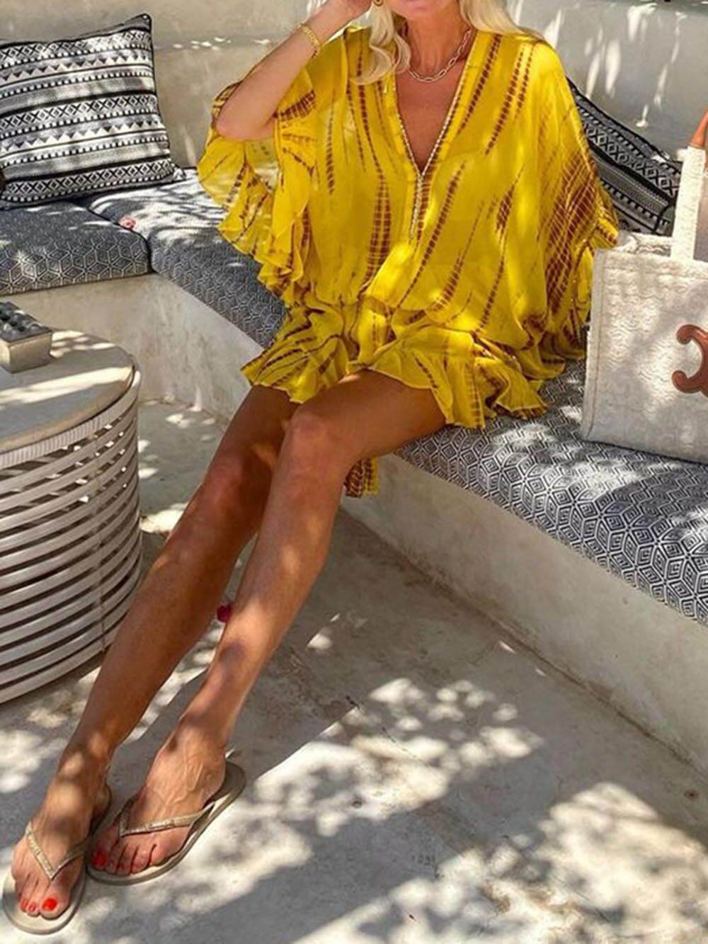 Lara - Soft V-Neck Casual Mini Dress