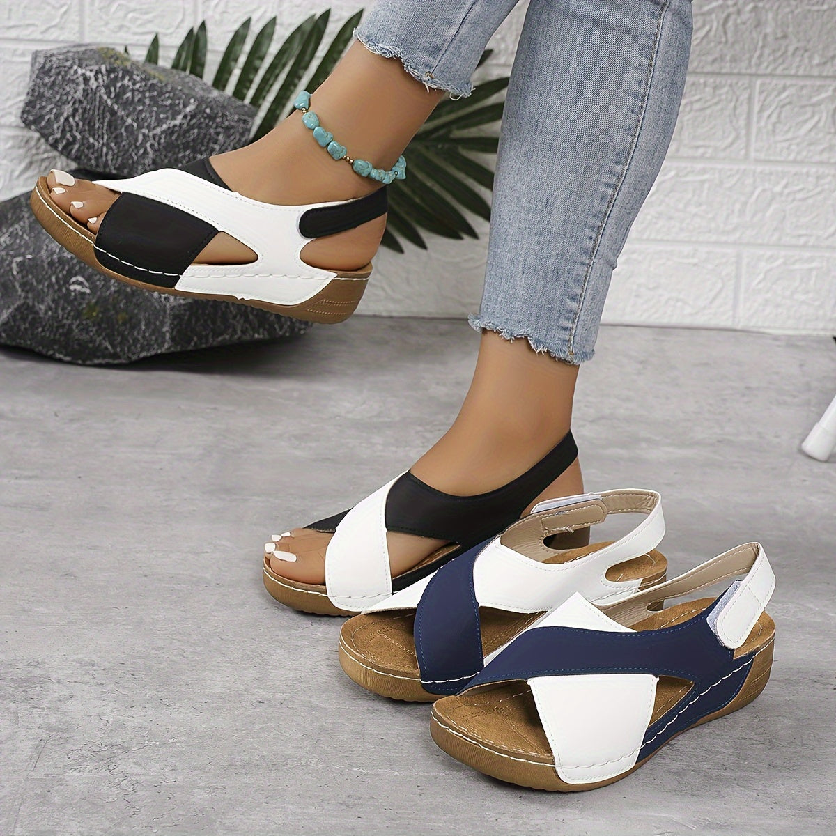 SOFIA | Ultra-flat, comfortable, and stylish orthopedic sandal