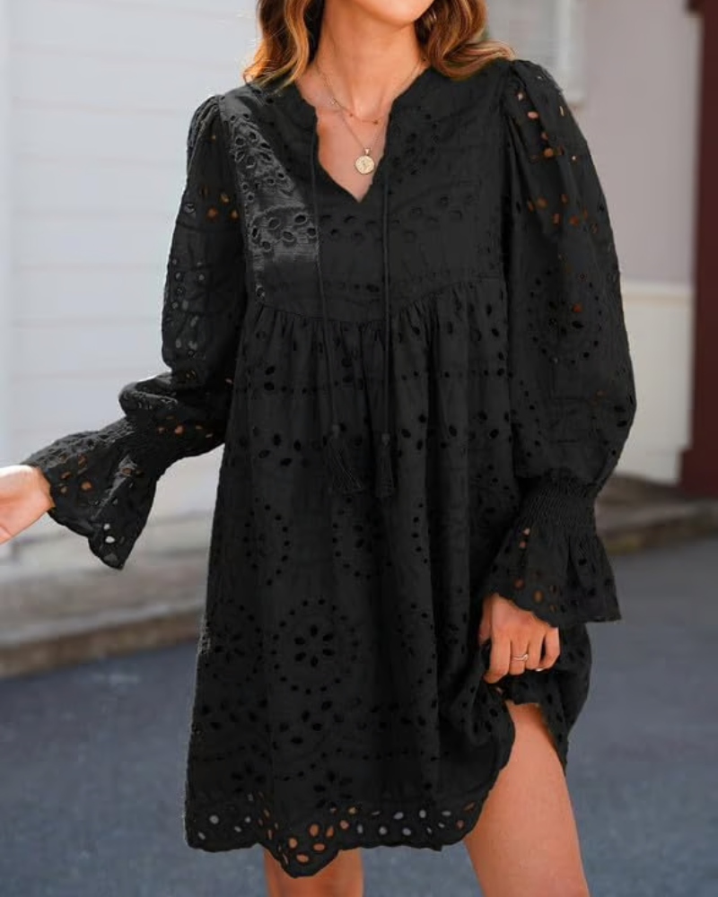 Paisley - Elegant Hollow-Out Midi Dress