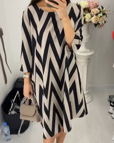 Lovenza - Zigzag Midi Dress