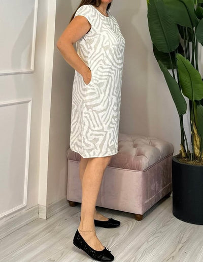 Nelia - Zebra Print Dress with Round Neck