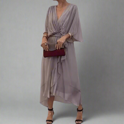 Dorselinde | Elegant Maxi Dress with Feminine Neckline