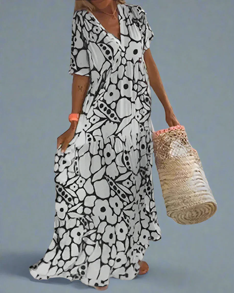 Hannelore | Summer Dress with Elegant Fit and Graphic Pattern
