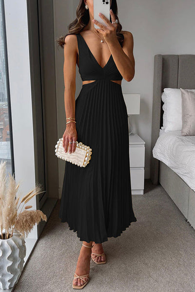 EVA™ | Elegant Cut-Out Waist Sleeveless Pleated Maxi Dress
