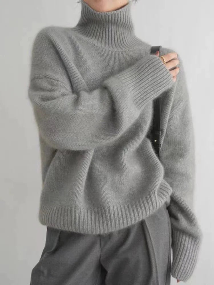 Mia - Sweater With High Collar