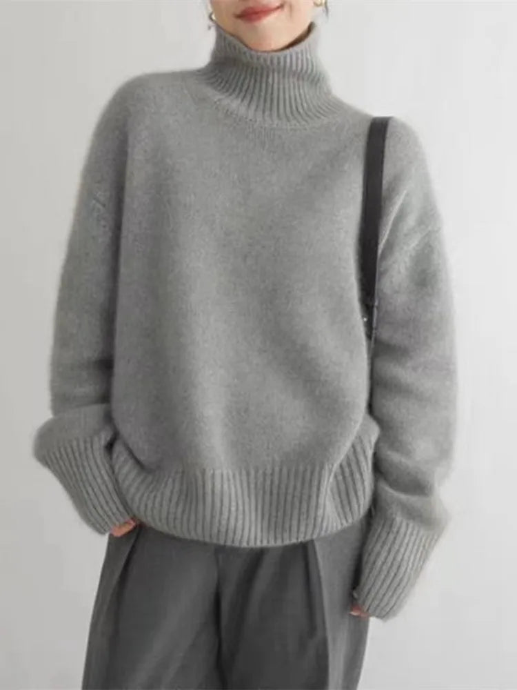 Mia - Sweater With High Collar