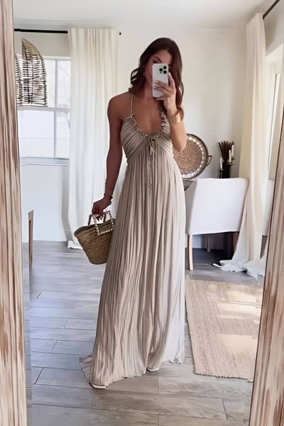 Lanie - Chic Pleated Maxi Dress