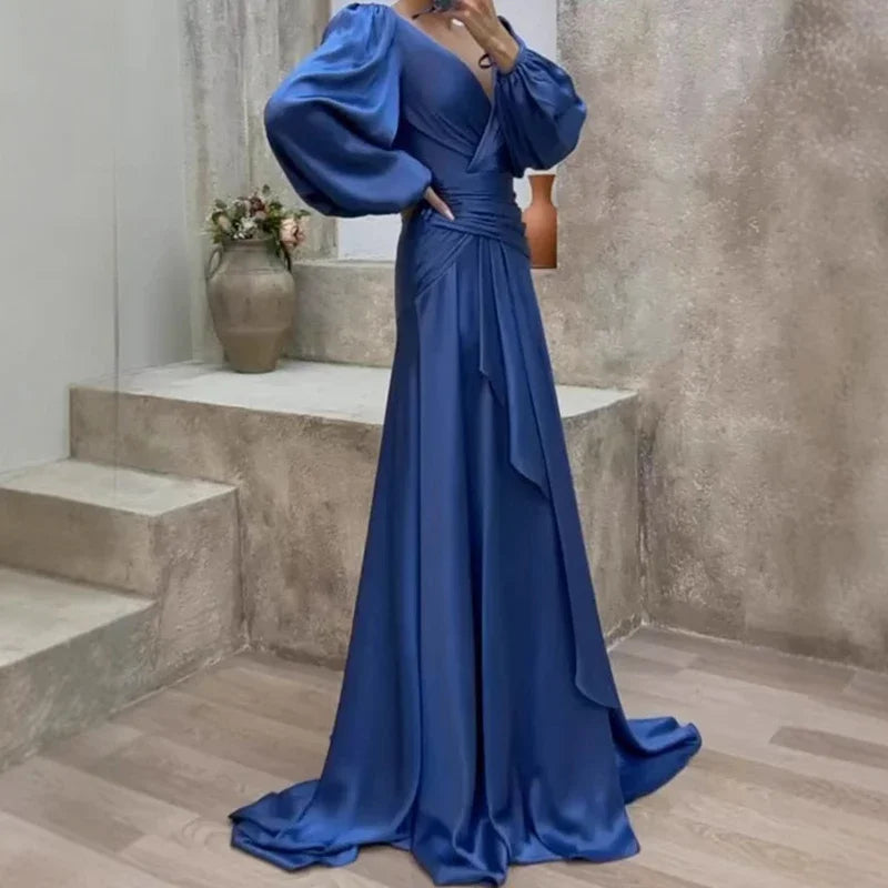 Aubrie - Elegant Flowing Maxi Dress