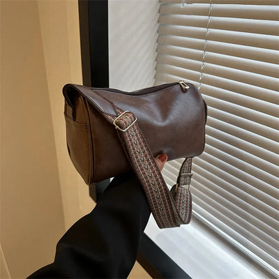 Bergfrid | Stylish shoulder bag with modern strap