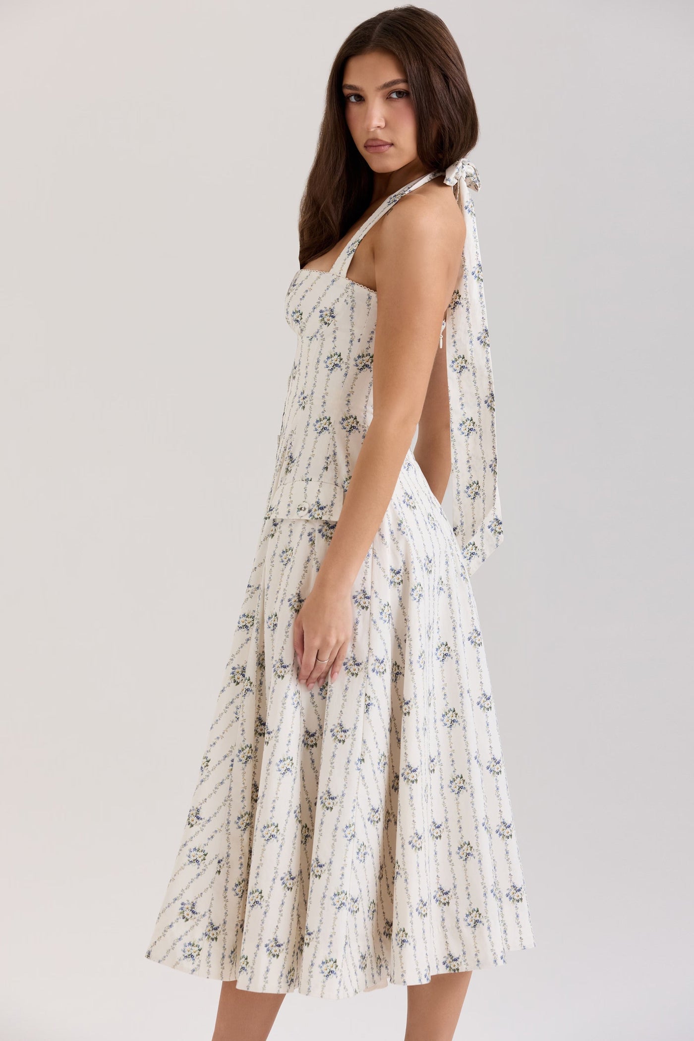 Belle - Midi Dress with Daisy Print and Halter Neck
