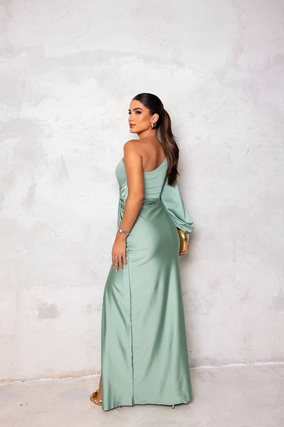Yolina - Elegant Maxi Dress